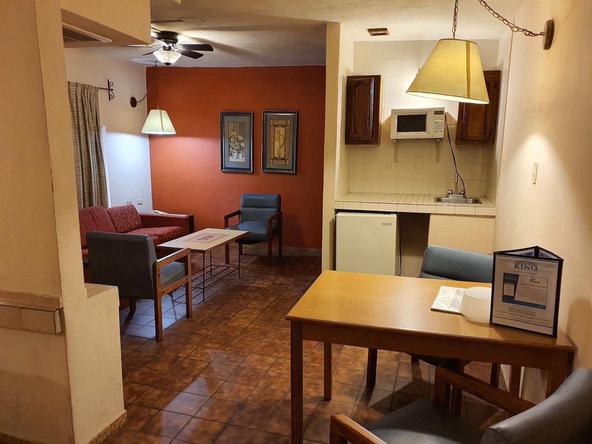 Hotel Suites Kino Hermosillo Buitenkant foto