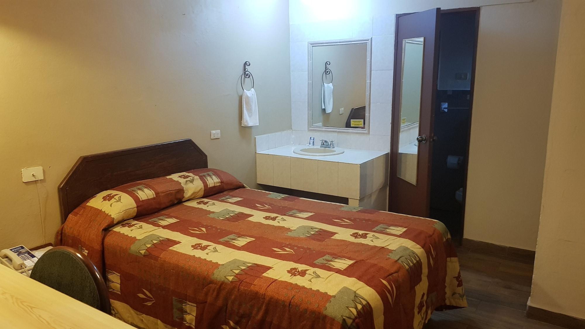 Hotel Suites Kino Hermosillo Buitenkant foto