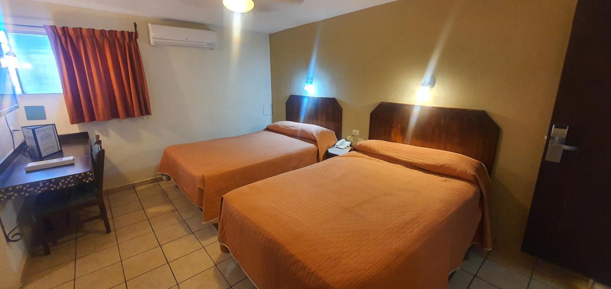 Hotel Suites Kino Hermosillo Buitenkant foto