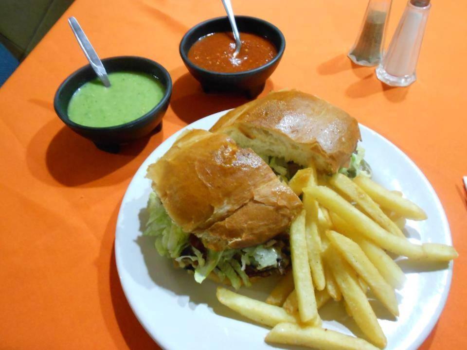 Hotel Suites Kino Hermosillo Buitenkant foto